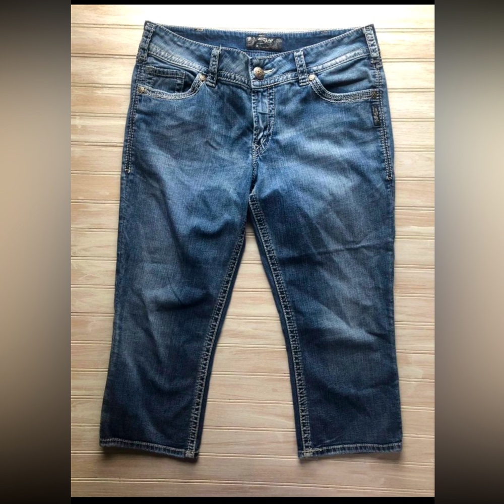 Women’s Silver Brand Suki Capri
